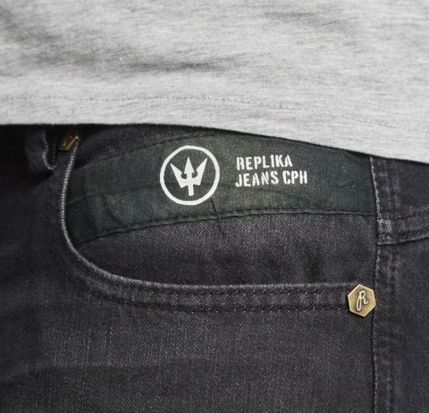 Replika Duże Spodnie Jeans Replika Duże Spodnie Jeans